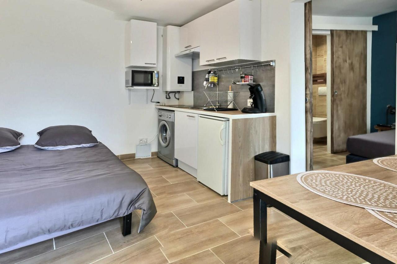 Bleu Lavande - Coquet Appartement Ambiance Village Istres Exterior photo